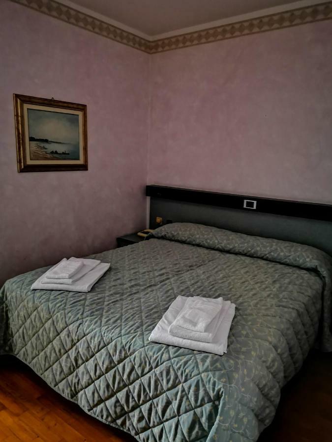 Albergo Aprica Boario Terme Camera foto